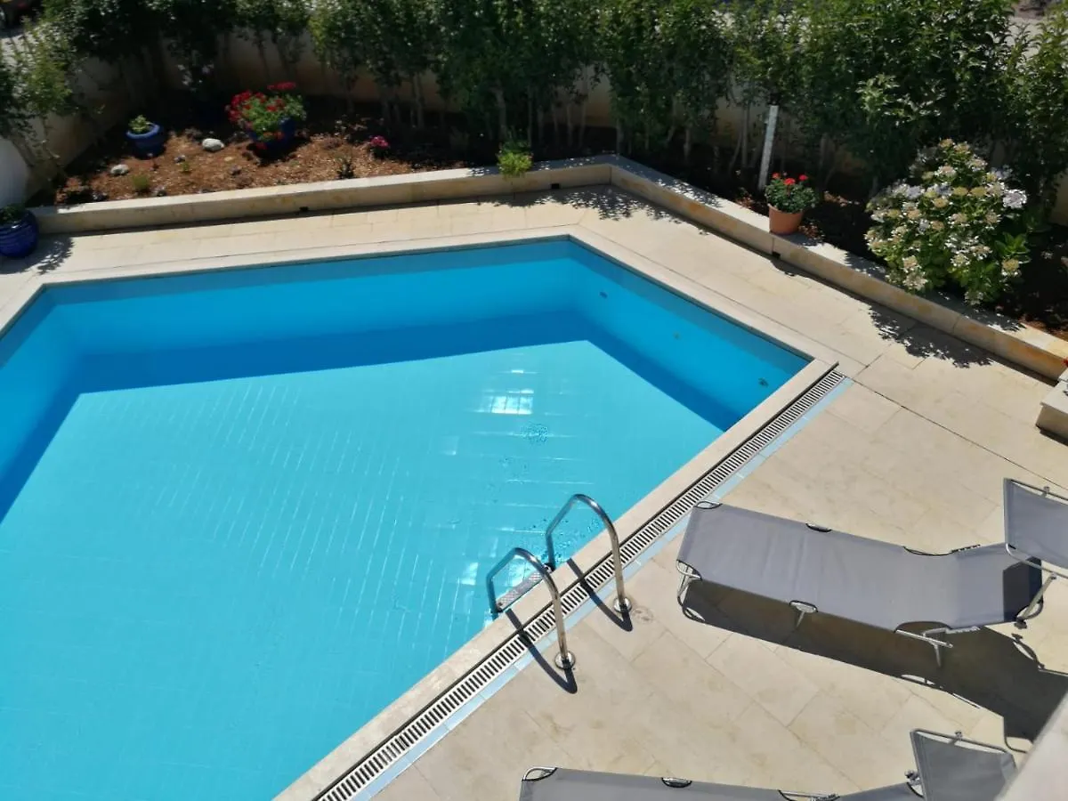 Ferienhaus Bozena Appartment 1 ヴルサル クロアチア