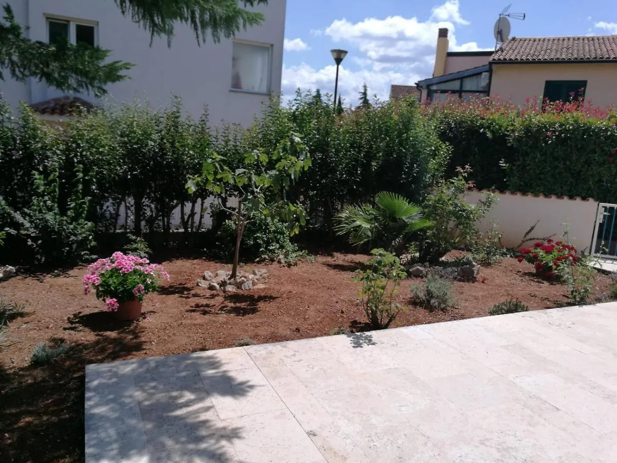 Ferienhaus Bozena Appartment 1 Vrsar 0*,  Croatia
